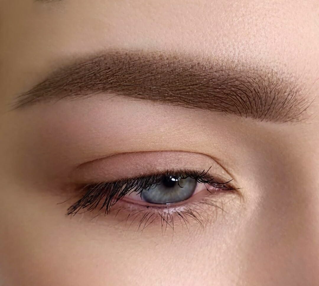 Permanent Make-up Powder Brows in Konstanz 